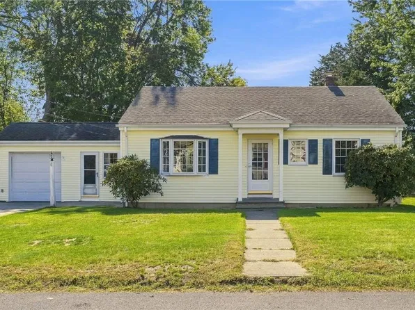 143 Dorr Ave, Riverside, RI 02915