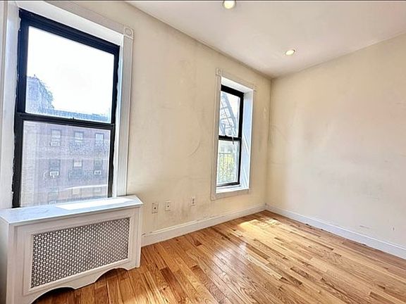 3rd image of 217 E 82nd St #4W