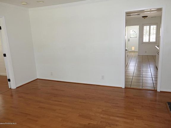 3rd image of 2115 Waltonia Dr
