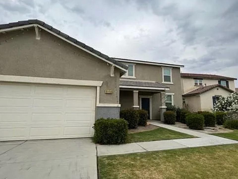 2nd image of 5114 Lomica Ln