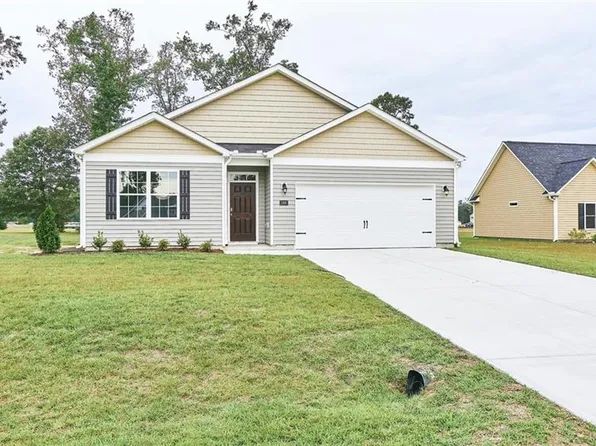 478 Hickory Point Dr, Lexington, NC 27292