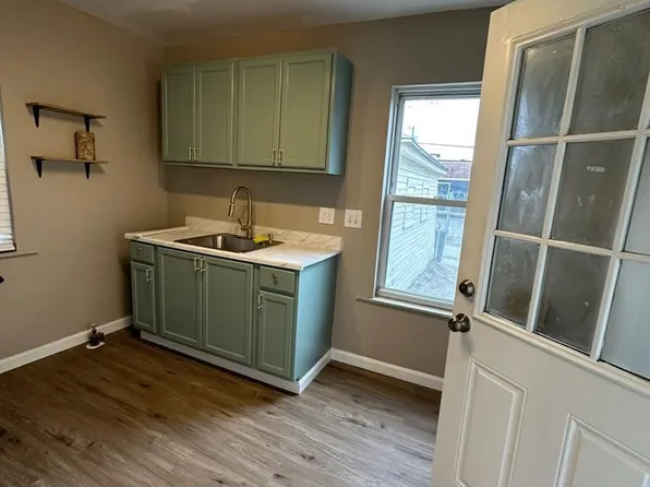 177 Bell St Unit 2, Manchester, NH 03103