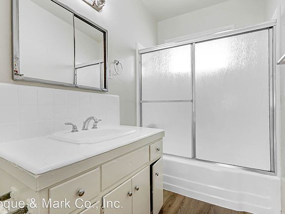 5th image of 405 N St Andrews Pl APT 8