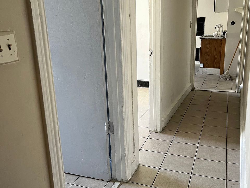 1st image of 2981-83 Frankford Ave #2-B