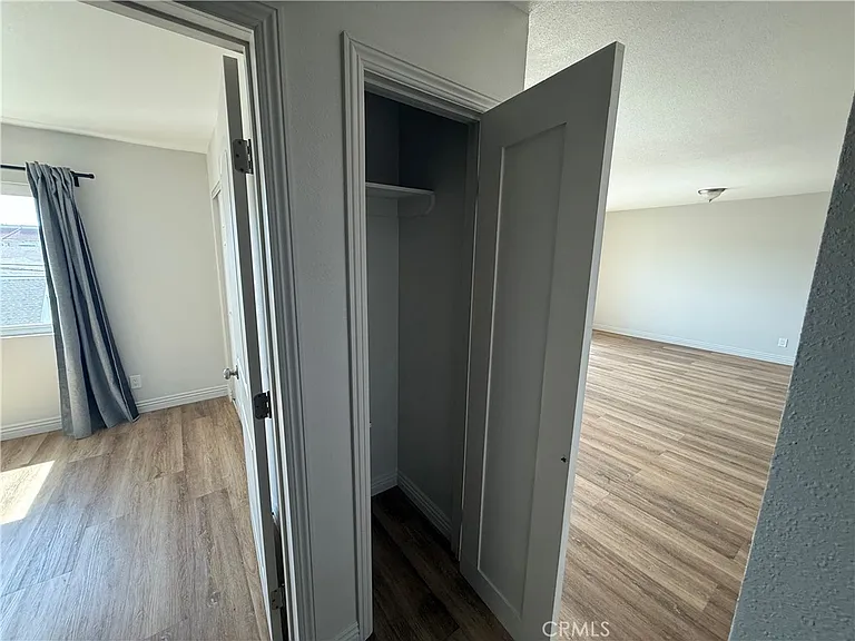 400 N Hobart Blvd #304 — Photo 10