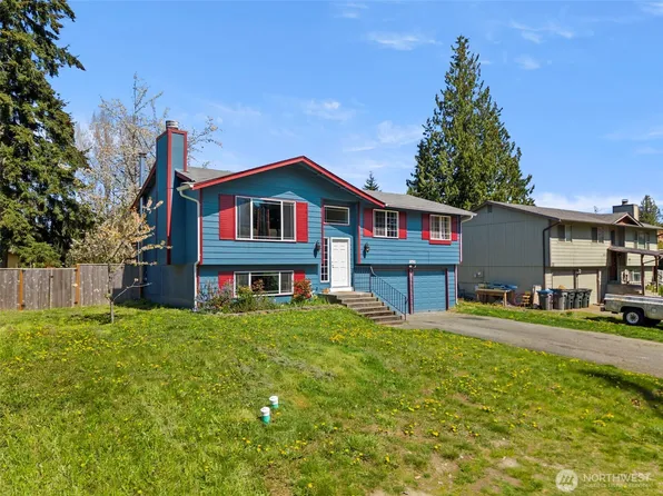 2890 NE 72ND Street, Bremerton, WA 98311