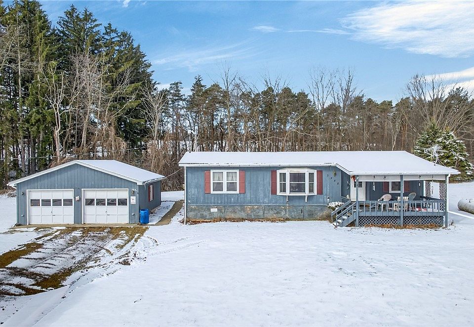 1st image of 3388 Armstrong Rd