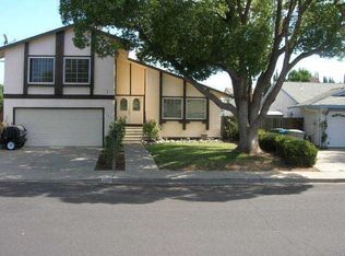 106 Kenyon Dr, Vacaville, CA 95687