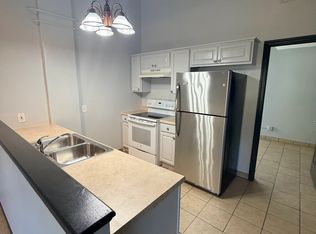 2105 W Lapham St APT 12, Milwaukee, WI 53204