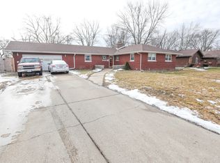 424 8th St, Chicago Heights, IL 60411