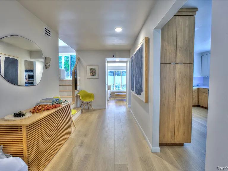 18 Seaview Ln — Photo 3