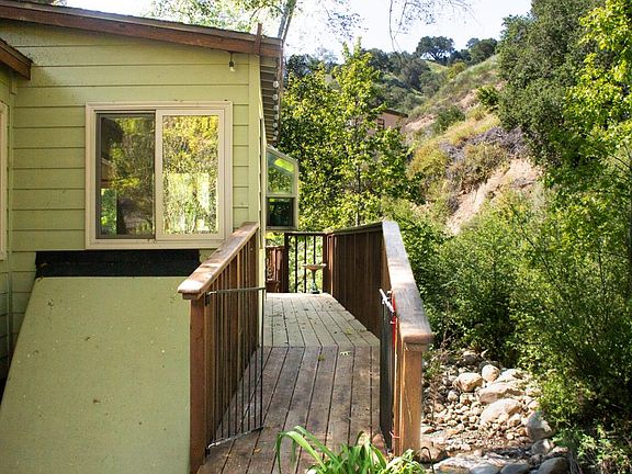 4th image of 15667 Ojai Rd
