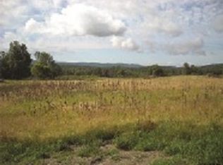 Nortonville Rd, Valley Falls, NY 12185