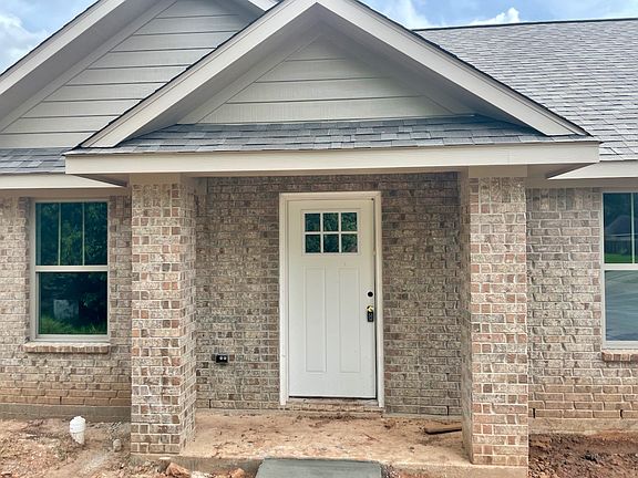 2nd image of 611 Tall Timber Dr