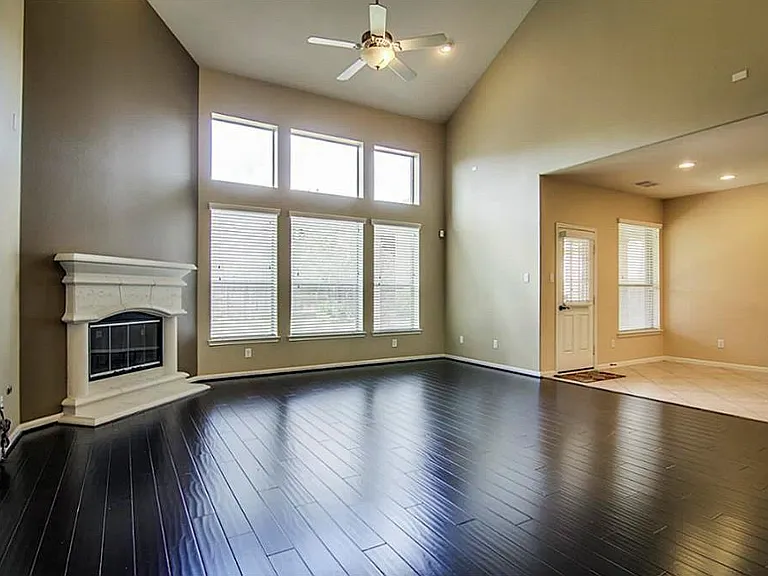 10207 White Pines Dr — Photo 9