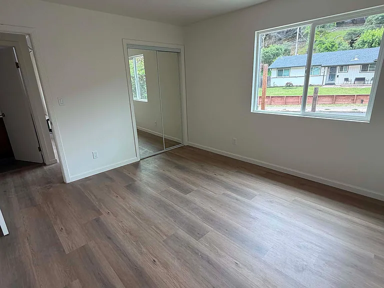 138 Trish Dr — Photo 4