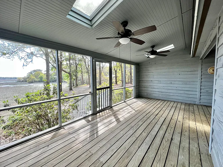 20 White Dogwood Rd #F — Photo 17