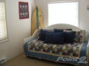 1st guest bedroom