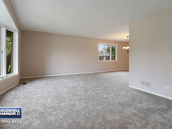 3rd image of 7643 157th St