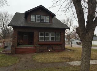 602 S 6th St, Milbank, SD 57252