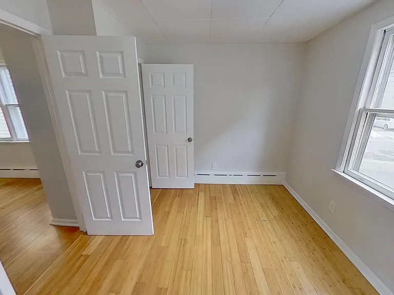 420 Delaware Ave — Photo 12