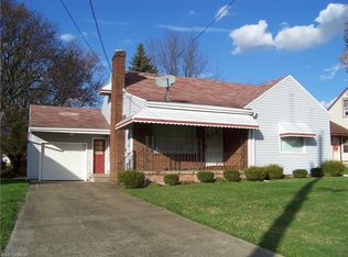 100 Rosary Dr, Campbell, OH