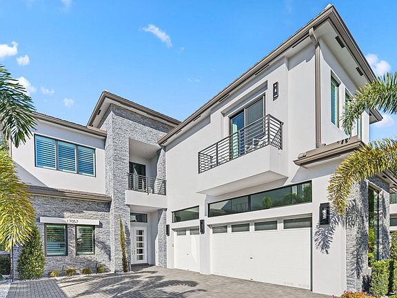 2nd image of 17057 Cappuccino Way