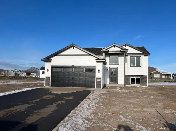 7994 Hunter Lake Dr, Clear Lake, MN 55319