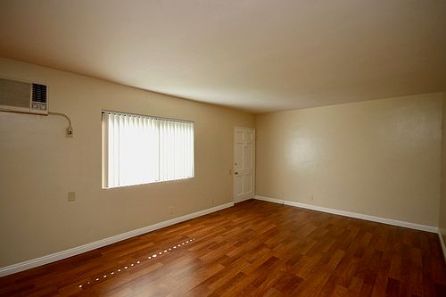 4th image of 550 E California Blvd APT 5