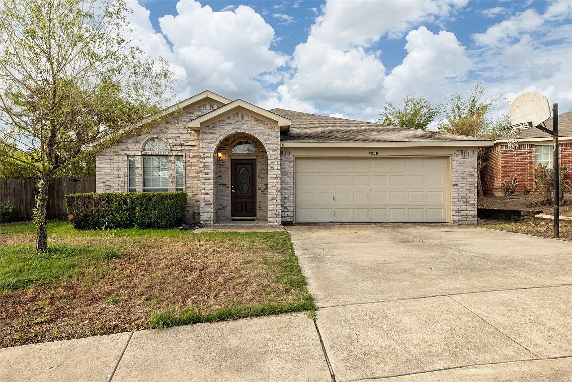 7208 Stonegate Dr, Benbrook, TX 76126 MLS 20436448 Zillow