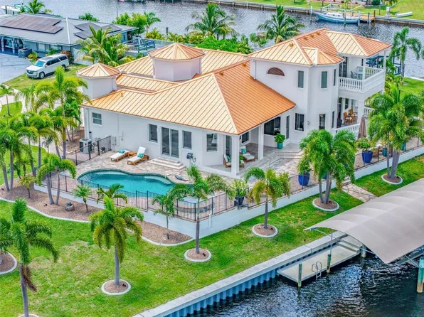 290 TAIT TERRACE SE, PORT CHARLOTTE, FL 33952