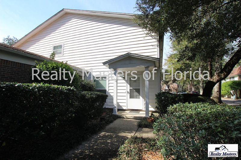 1st image of 3311 Kingswood Ct #7B