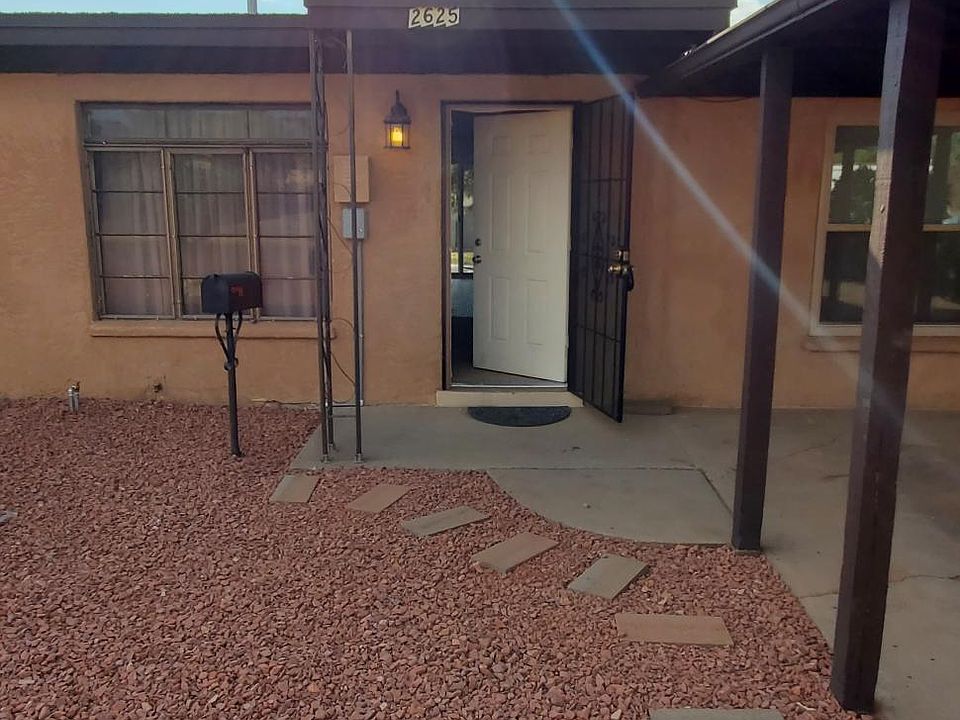 1st image of 2625 Florida St NE