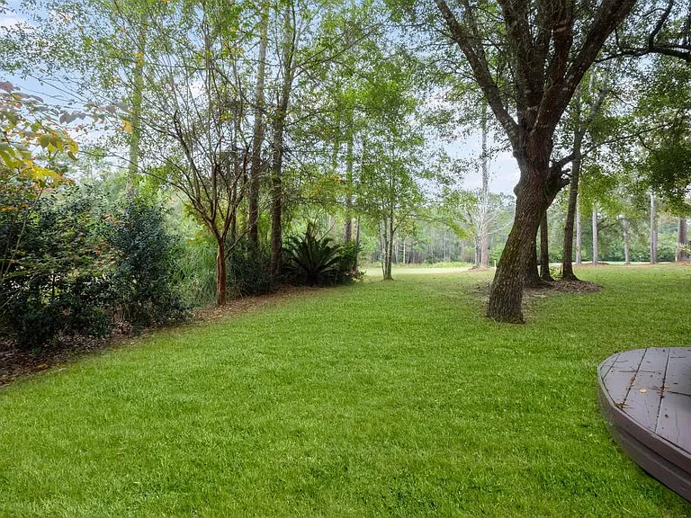 7516 Pinehurst Ct — Photo 45