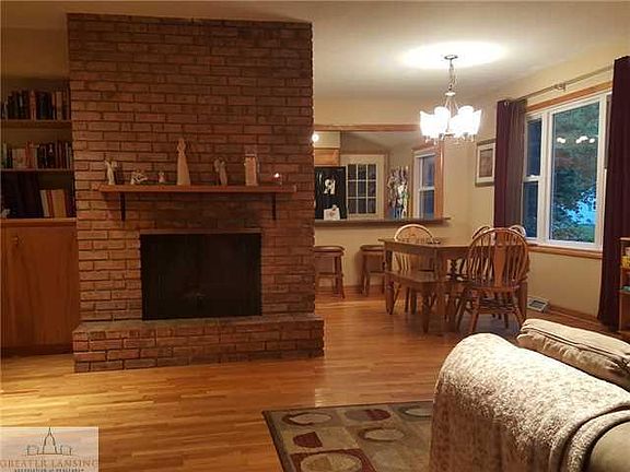 4th image of 2100 Hampden Dr