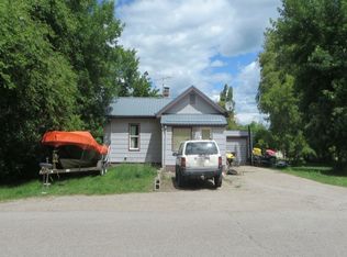 8 13th Ave W, Polson, MT 59860