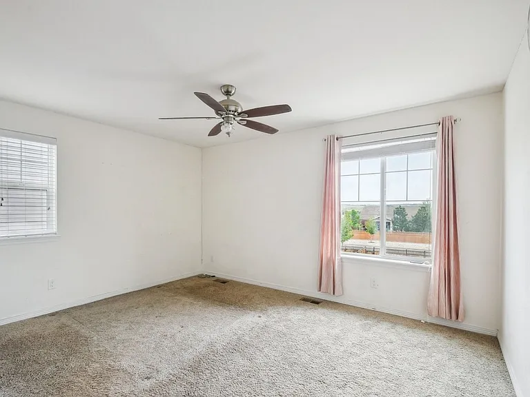 8910 Azalea Ct — Photo 6