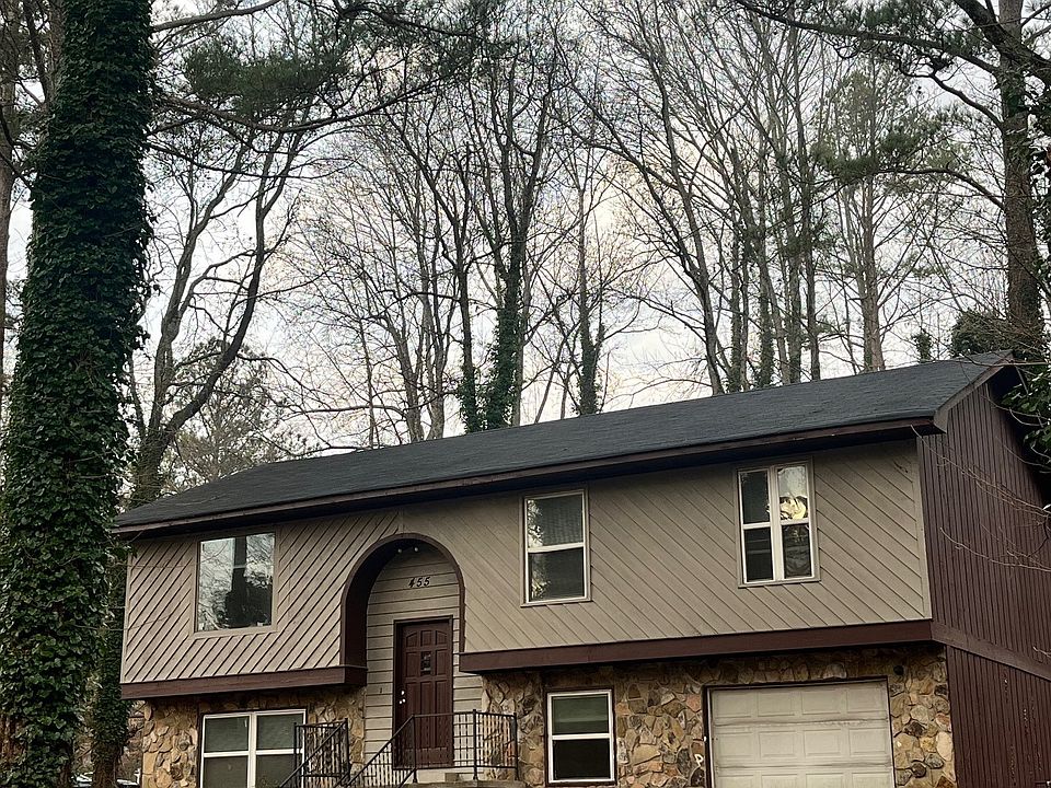 1st image of 455 Paxton Pl