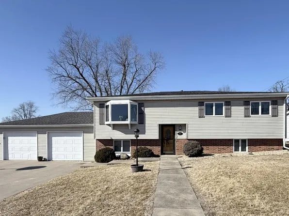 1538 Oriole Dr, Galesburg, IL 61401