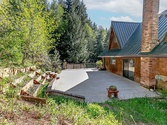 5th image of 42440 SE Wildcat Mountain Dr