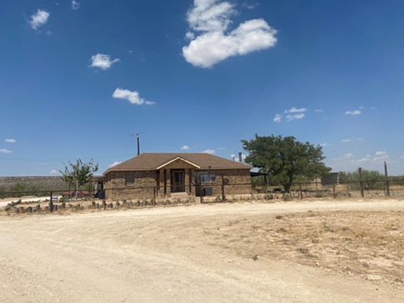 4th image of 1300 County Road 430