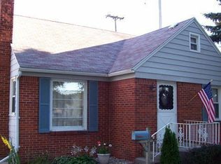 130 Katherine Dr NE, Grand Rapids, MI 49505