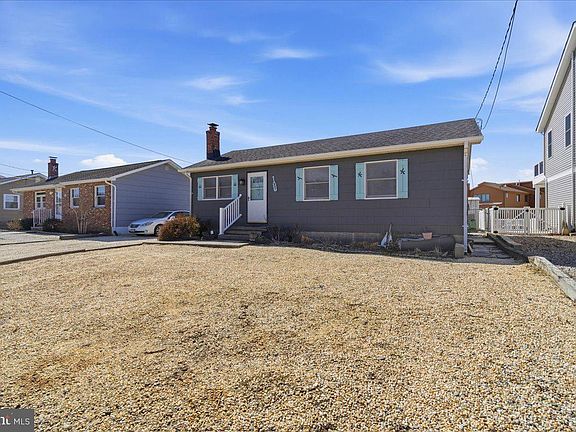 2nd image of 951 Beach Haven West Blvd