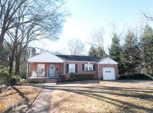 2499 Pineview Dr, Decatur, GA 30030