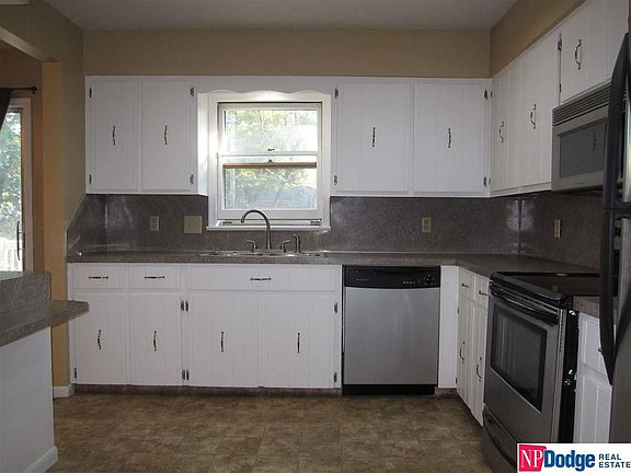 3rd image of 13404 Montclair Dr