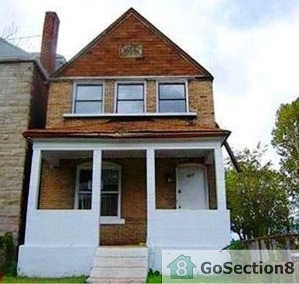 2nd image of 917 Walton Ave
