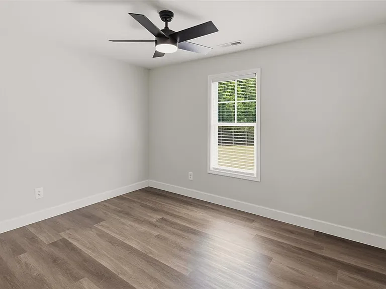 170 Starlight Dr — Photo 30