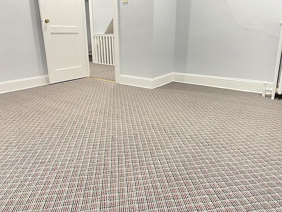 3rd image of 61 Harvard St Floor 2