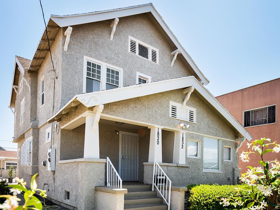 1st image of 1832 W Jefferson Blvd #8