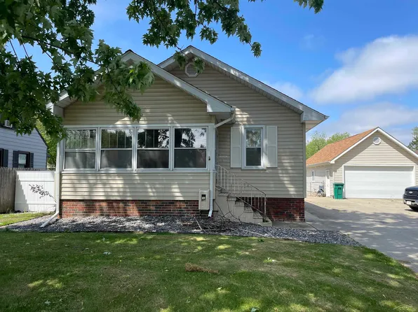 909 N Wenona St, Bay City, MI 48706